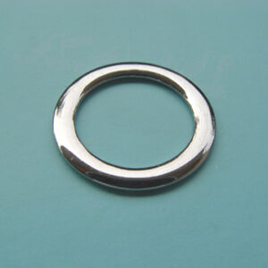 Vòng tròn kim loại