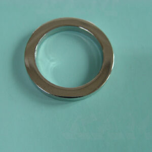 Vòng tròn kim loại